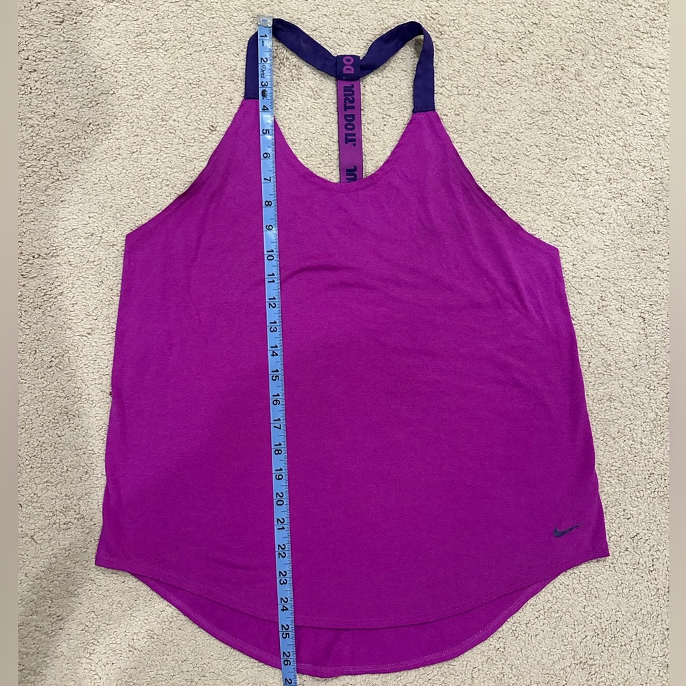 Nike Women’s Tank Top, EUC